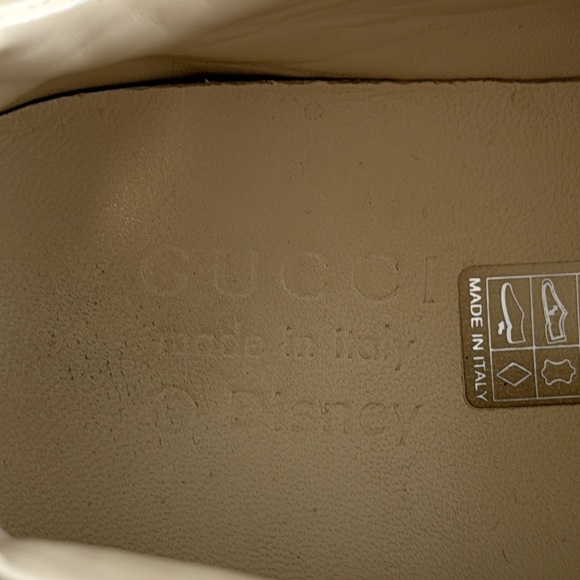 Authentic men’s Gucci X Disney Donald Duck Flash sneakers. - Picture 12 of 16